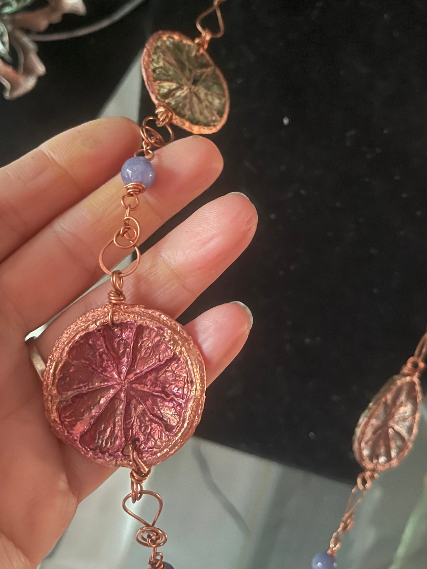 Collana con arance elettroformate