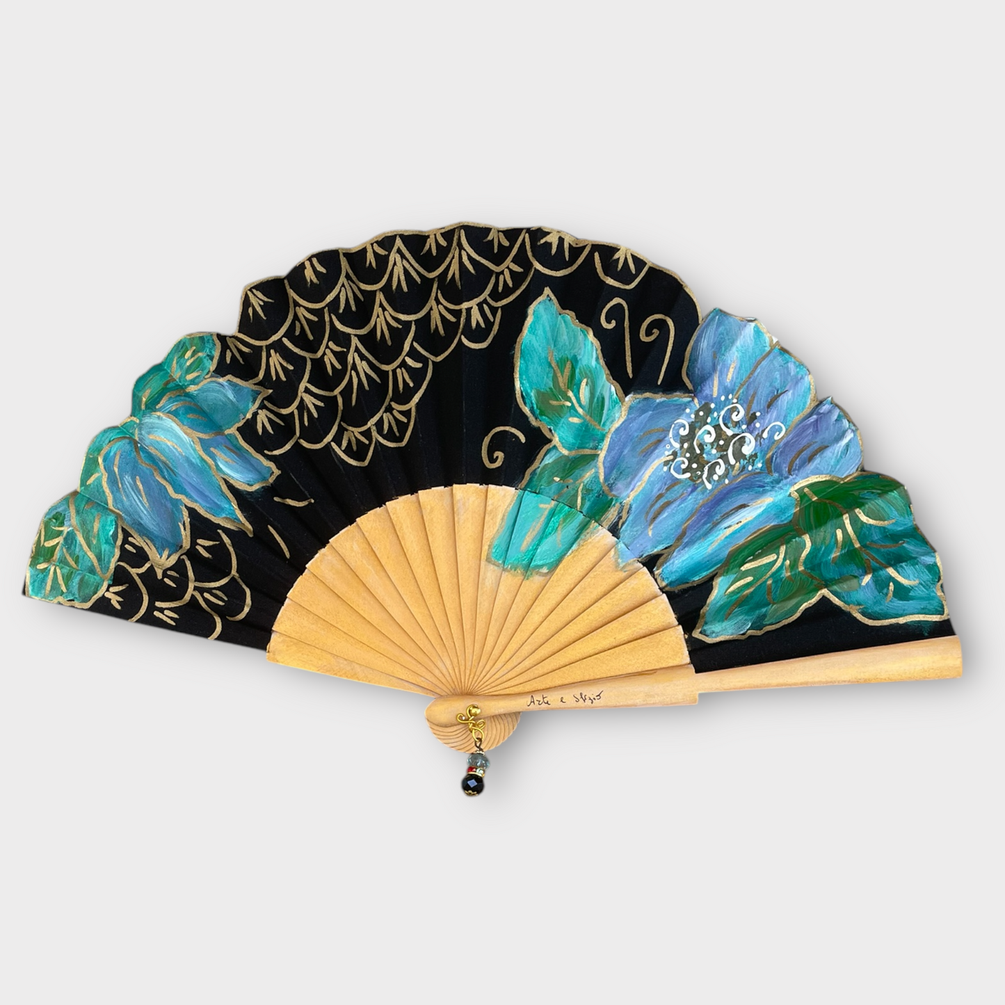 ventagli tessuto e legno collezione 2025